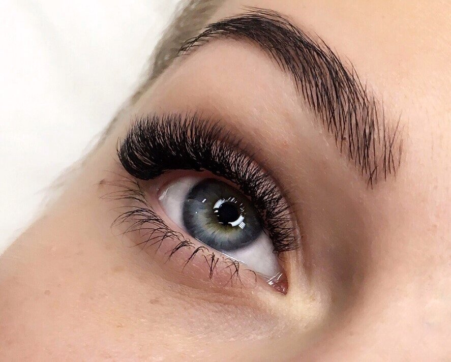 Наращивание ресниц (тройной объем)