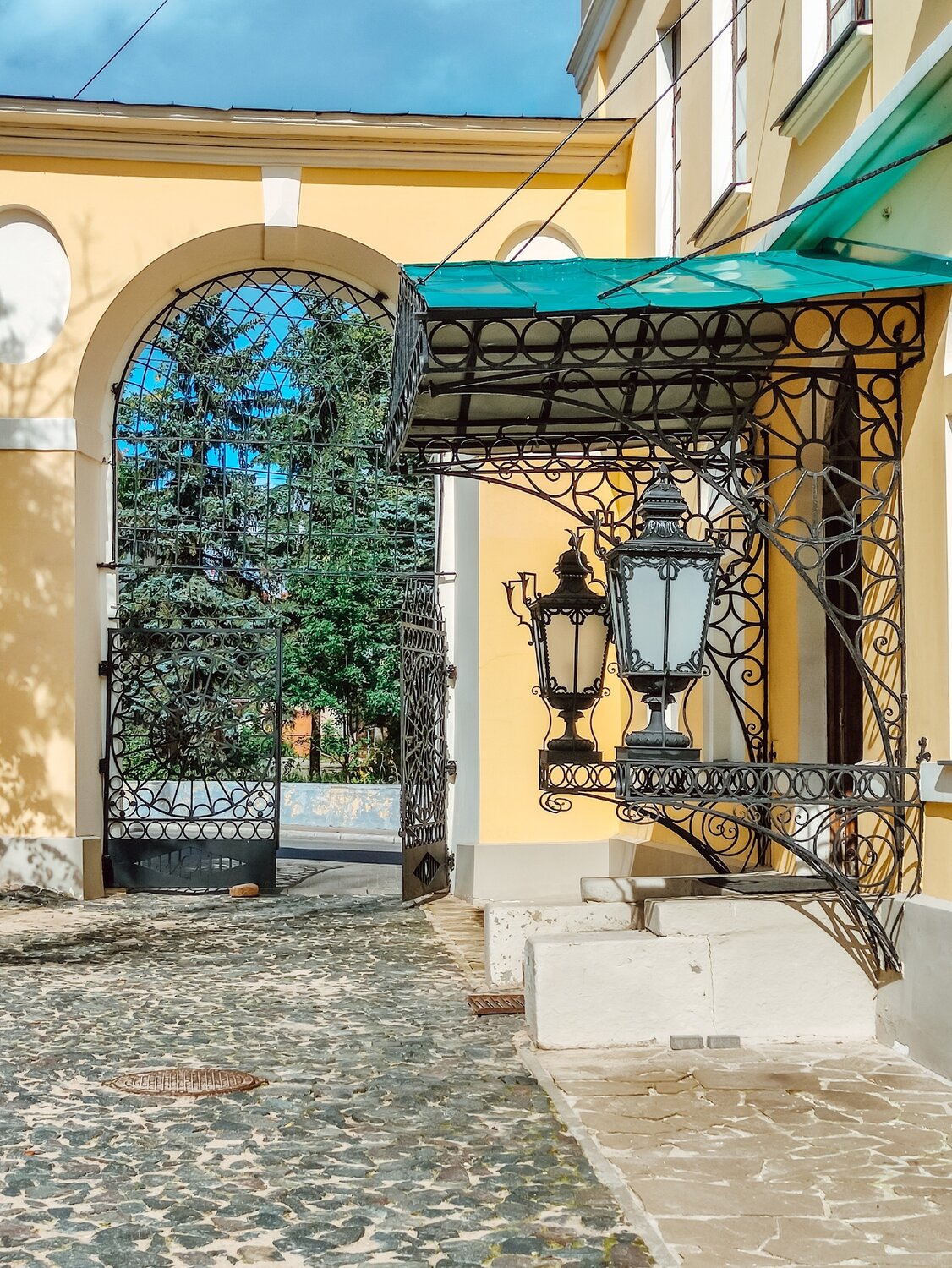 Экскурсии по улицам: Кирова, Театральная, Воскресенская