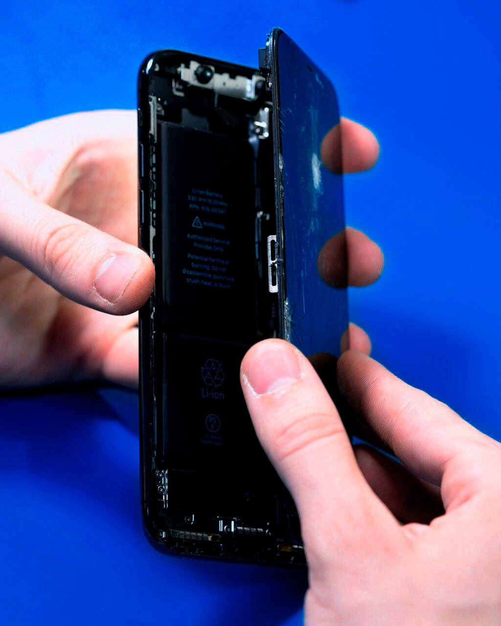 Ремонт iPhone